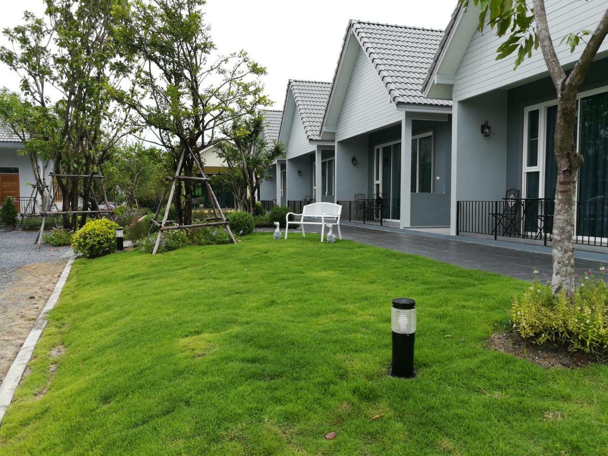 Baan Phurit Khaoyai Hotell Pak Chong Eksteriør bilde